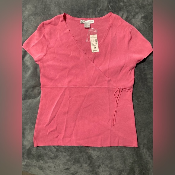 Dressbarn Women Pink Sheer Pullover Deep V Neck Short Sleeve Size Medium New - Picture 1 of 6